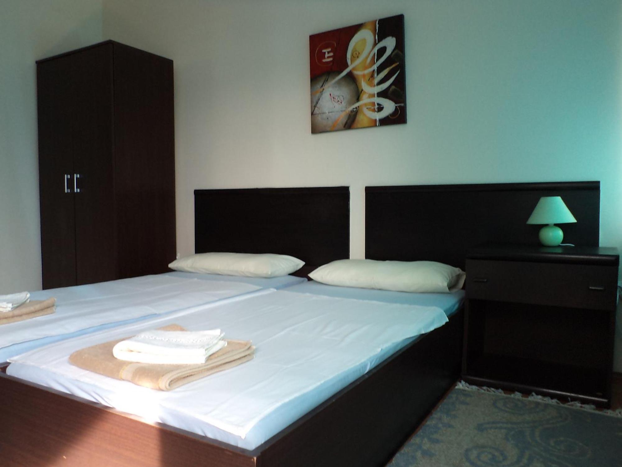 Motel Le Village Σκόπια Εξωτερικό φωτογραφία