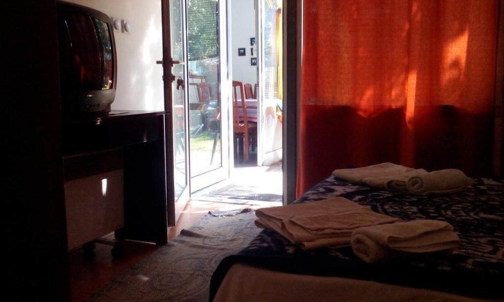 Motel Le Village Σκόπια Εξωτερικό φωτογραφία