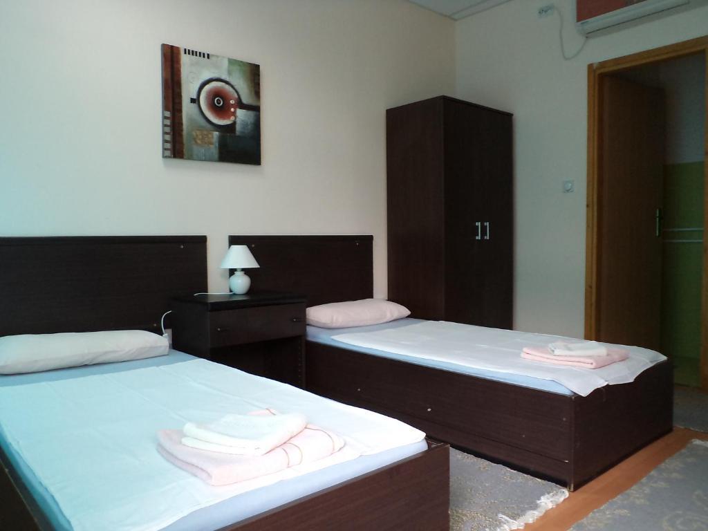 Motel Le Village Σκόπια Δωμάτιο φωτογραφία