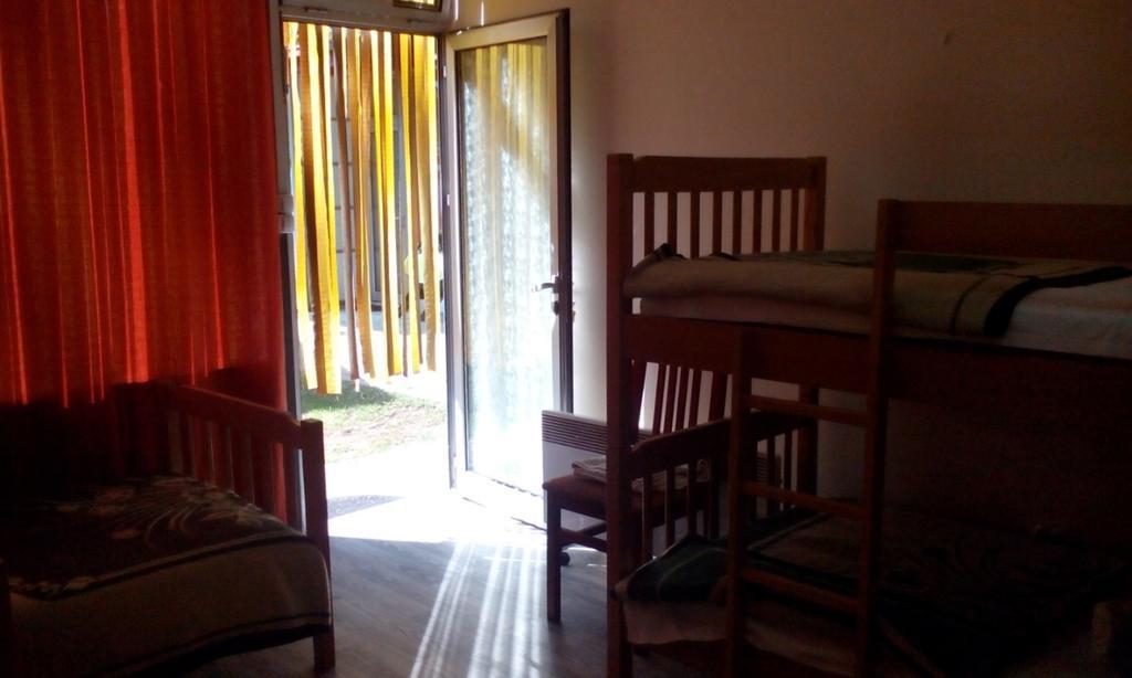 Motel Le Village Σκόπια Δωμάτιο φωτογραφία